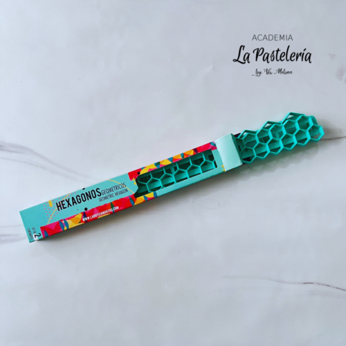 66891FB9-0D36-4FC3-9F1D-DD023B7DE5AE.png Cortante Hexágonos Geométricos La Botica.