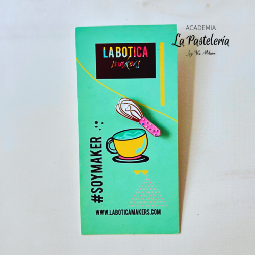 8086869C-6DB4-4693-B6E4-A70D2D6B2A19.png Pins Metálico Batidor Rosa